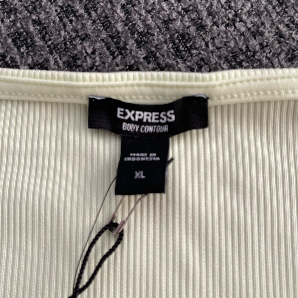 NWT Women’s Express Ribbed Cami - Picture 7 of 9